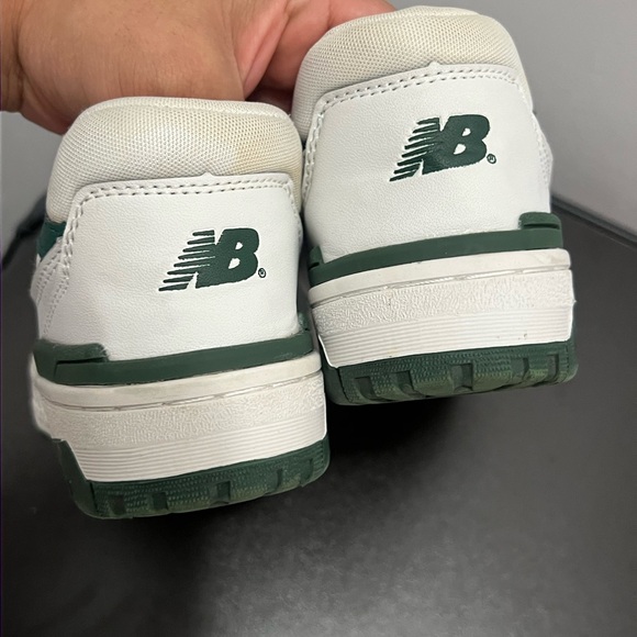 Sneakers size 7 - Picture 6 of 8